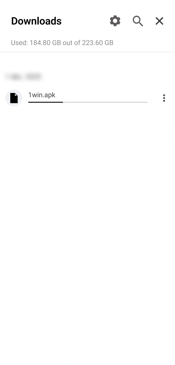Tap the notification to begin the 1win Aviator software download.
